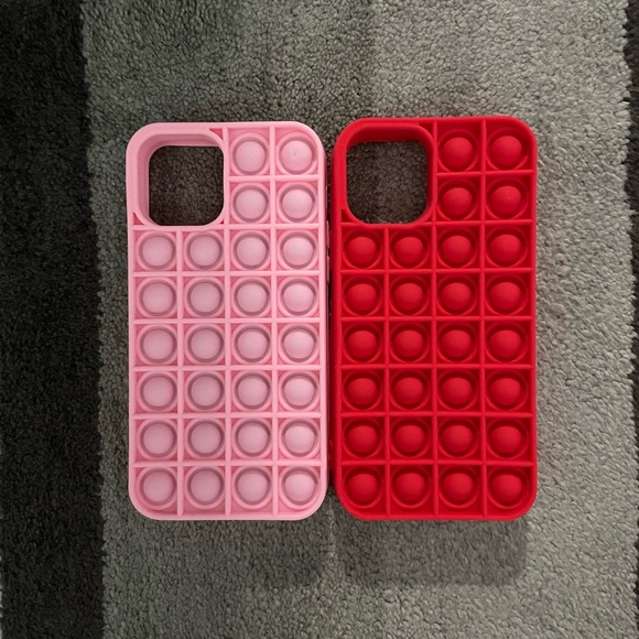 2 IPhone Case with Bubble Push Pop Sensory Fidget for iPhone12 - Picture 2 of 5